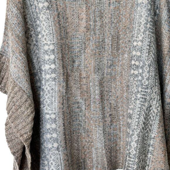Splendid Snowfall Turtleneck Poncho in Warm Sand Multi Large Y2K - Picture 6 of 9